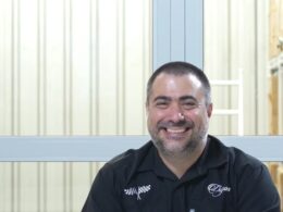 DESDE EL DÍA UNO José nos acompaña desde el primer paso de este proyecto. Fue una pieza fundamental en la construcción y el desarrollo de nuestra planta industrial, aportando conocimiento, compromiso y una búsqueda constante de la excelencia. Graci